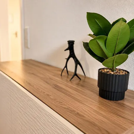 Blackhome Garten & Barrierefrei, Bis 6 Gaeste アパート